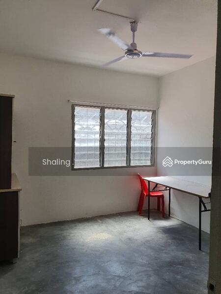 Untuk Dijual - Glen Court (Block C & D)