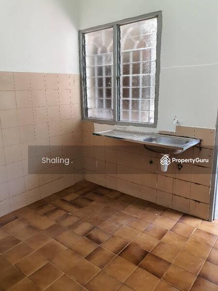 Untuk Dijual - Glen Court (Block C & D)
