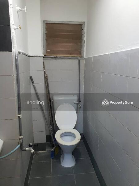 Untuk Dijual - Glen Court (Block C & D)