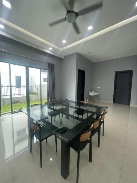 Rumah Banglo untuk Disewa di Country Heights (Kajang) - LS Chu - Dining Room - PropertyGuru.com.my