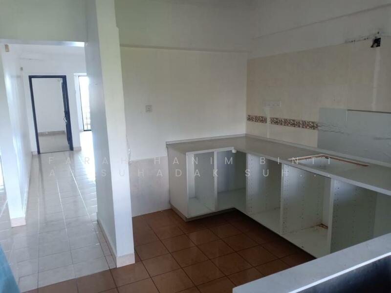 For Sale - Vista Komanwel C