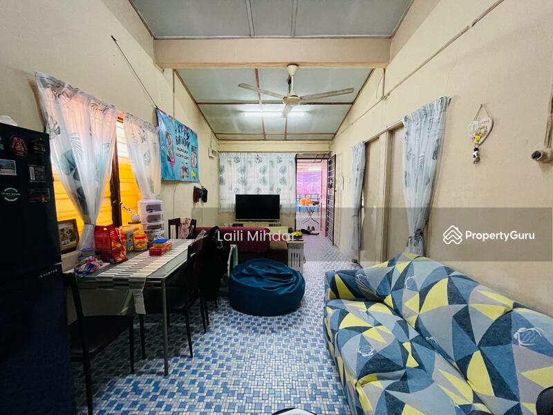 SINGLE STOREY CORNER LOT HOUSE LORONG MEWAH 10 BANDAR TUN RAZAK KUALA LUMPUR, Bandar Tun Razak