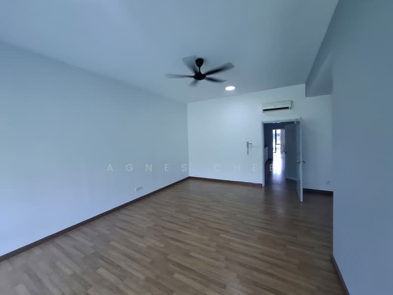 Townhouse for Sale in Sunway Spk (Kuala Lumpur) - Agnes Chee - Living Room - PropertyGuru.com.my