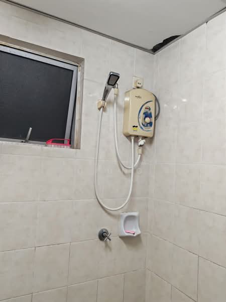 Shop for Rent in Serdang (Seri Kembangan) - Lee Thai Chung - Bathroom - PropertyGuru.com.my