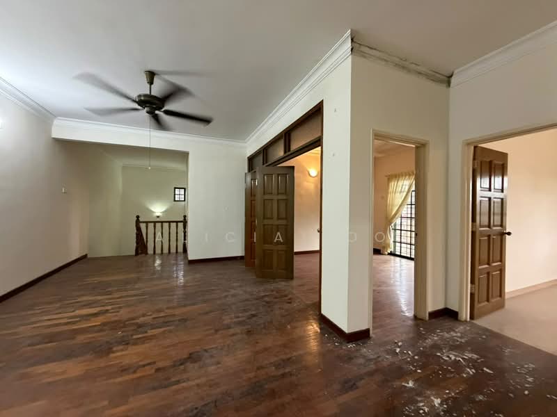 Semi-Detached House for Sale in Bukit Rahman Putra (Sungai Buloh) - Alicia Soo - Living Room - PropertyGuru.com.my
