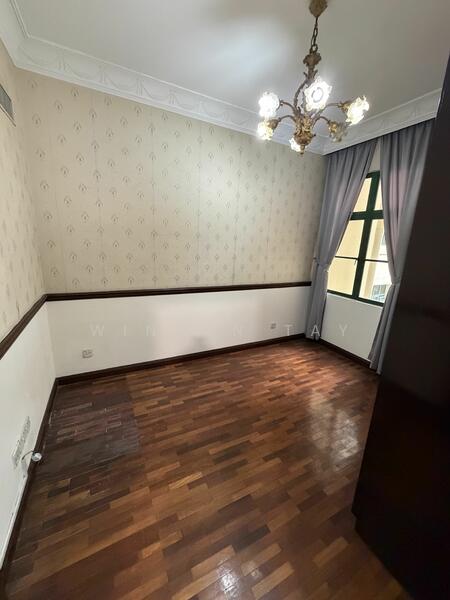 Untuk Dijual - Sri Murni
