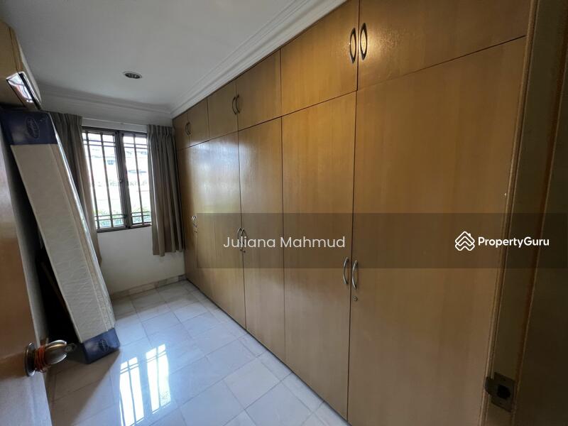 For Rent - Trellises