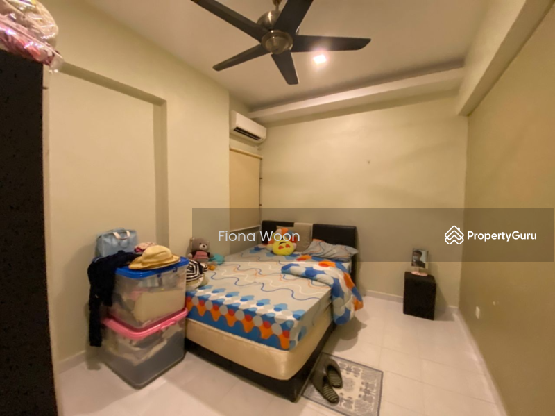 Jade Mansion, Pangsapuri Pasir Emas, Straits Court, Ujong Pasir Melaka