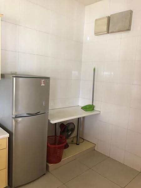 Kondominium untuk Disewa di East Lake Residence - Erik Oh - Kitchen - PropertyGuru.com.my