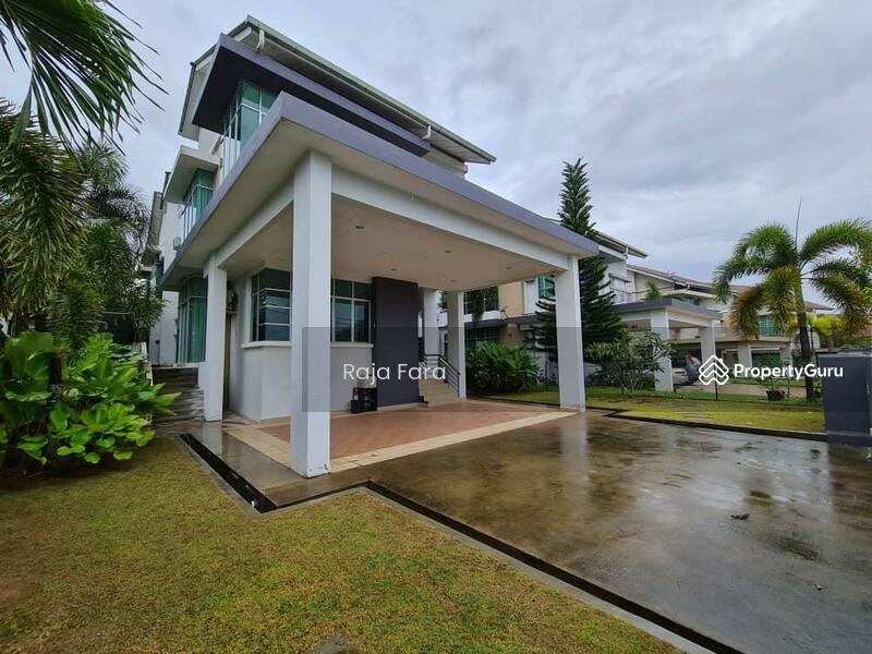 2 Storey Bungalow Bukit Istana Kuantan GATED & GUARDED AREA untuk