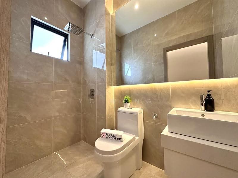Condominium for Sale at Kuala Lumpur Foreigner Can Buy Freehold - YC Wong - Bathroom - PropertyGuru.com.my