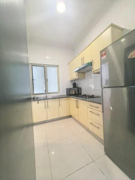 Kondominium untuk Disewa di East Lake Residence - Erik Oh - Kitchen - PropertyGuru.com.my