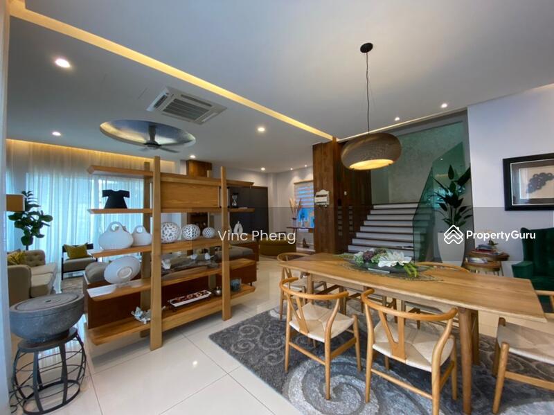 Untuk Dijual - Luxurious Corner Bungalow! Taman Belia Antarabangsa, Ayer Keroh