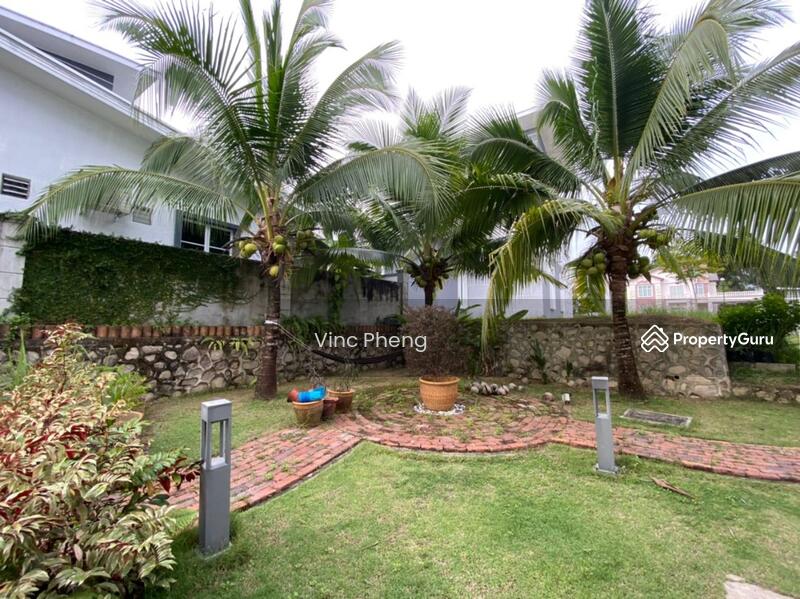 Untuk Dijual - Luxurious Corner Bungalow! Taman Belia Antarabangsa, Ayer Keroh