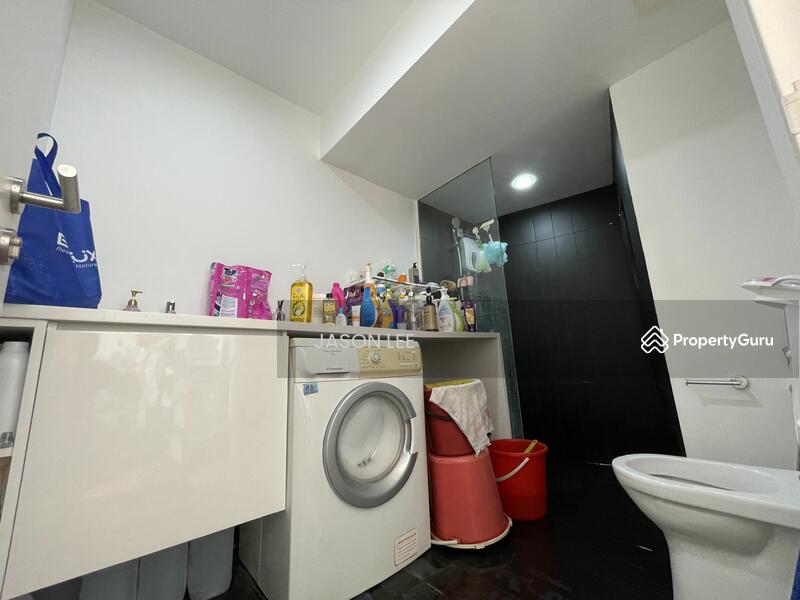 For Sale - The Hub SS2