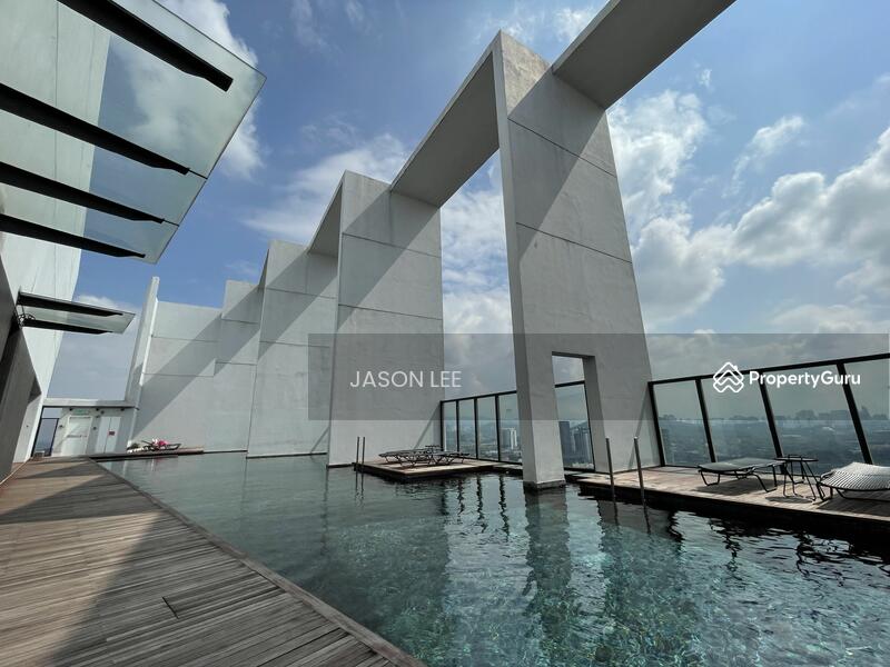 For Sale - The Hub SS2