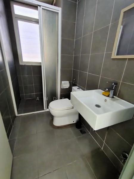 Service Residence for Rent at V-Residensi 2 - Andy Tee - Master Bathroom - PropertyGuru.com.my