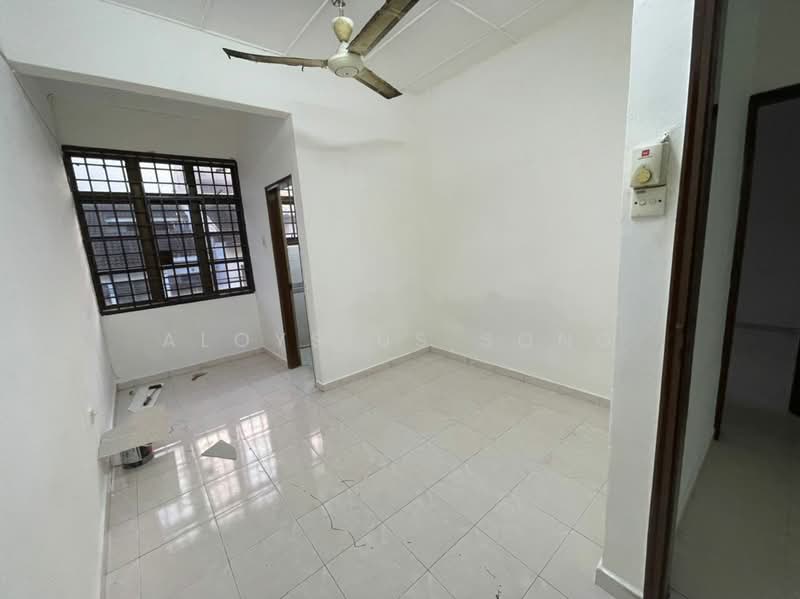 For Rent - Taman Desa Cemerlang