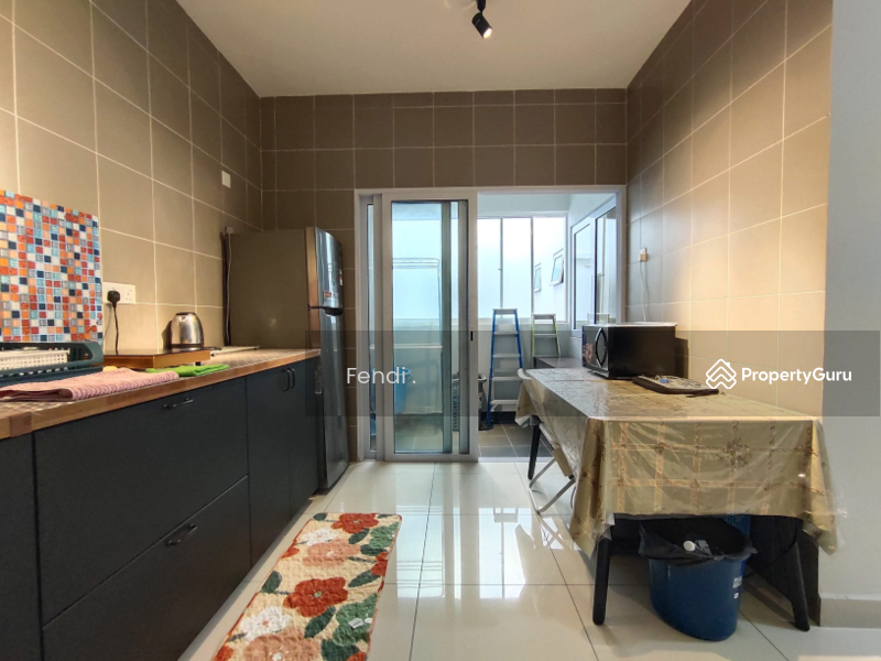 For Rent - Aurora Residence Condominium @ Lake Side City Puchong
