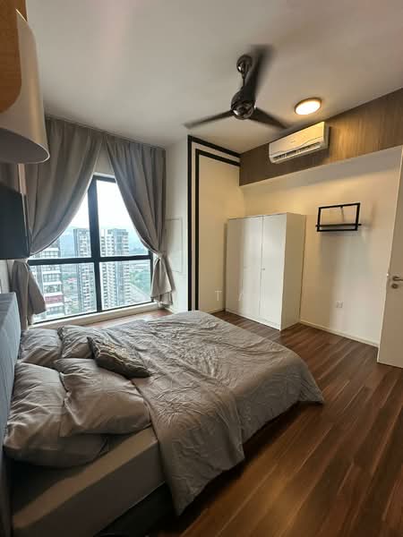 For Rent - SqWhere SOVO & Retails Shops