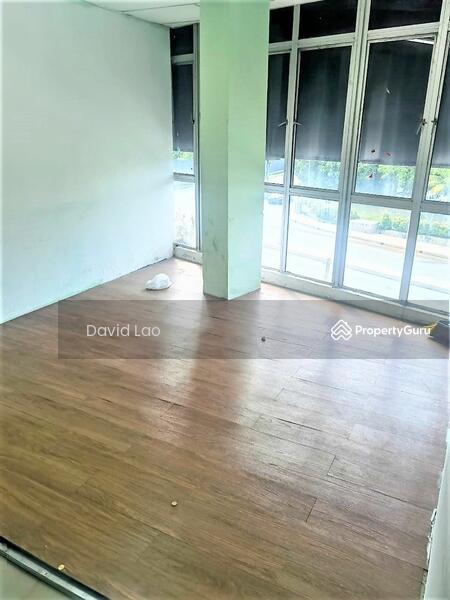 Untuk Disewa - Corner Shop Office Batu 9 Cheras Selangor