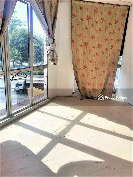 Untuk Disewa - Corner Shop Office Batu 9 Cheras Selangor