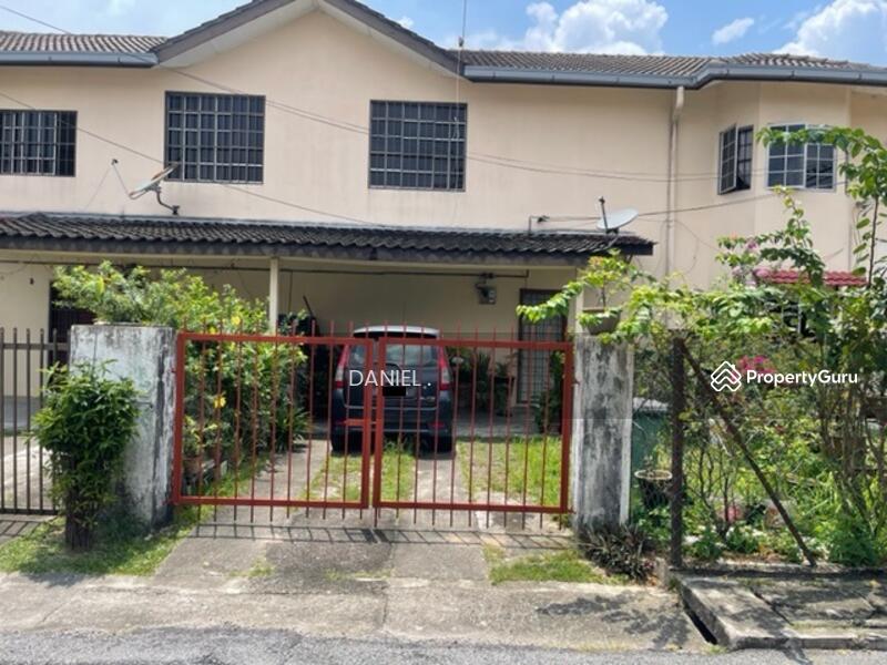For Sale - DOUBLE STOREY BUNGALOW UNIT WITH FOUR SEPARATE RESIDENCES AT LORONG KAMPUNG PANDAN, KUALA LUMPUR.