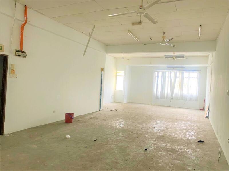 Untuk Disewa - First Floor Shop-Office Taman Puncak Jalil, Seri Kembangan, Puncak Jalil