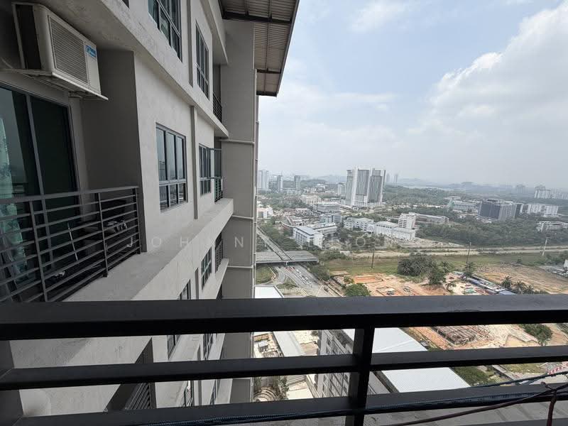 Kediaman Servis untuk Disewa di DPulze Cyberjaya - Johnny Leong - Balcony - PropertyGuru.com.my