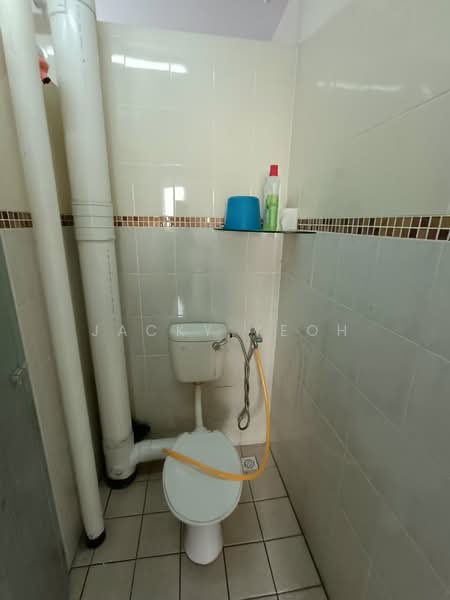 Pangsapuri untuk Dijual di Sri Saujana - Jacky Yeoh - Bathroom - PropertyGuru.com.my