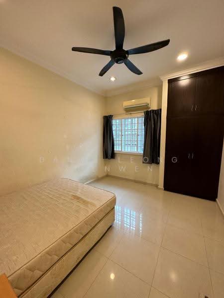 2-storey Terraced House for Rent in Taman Segar (Cheras) - Dante Leong Zhenwen - Bedroom - PropertyGuru.com.my