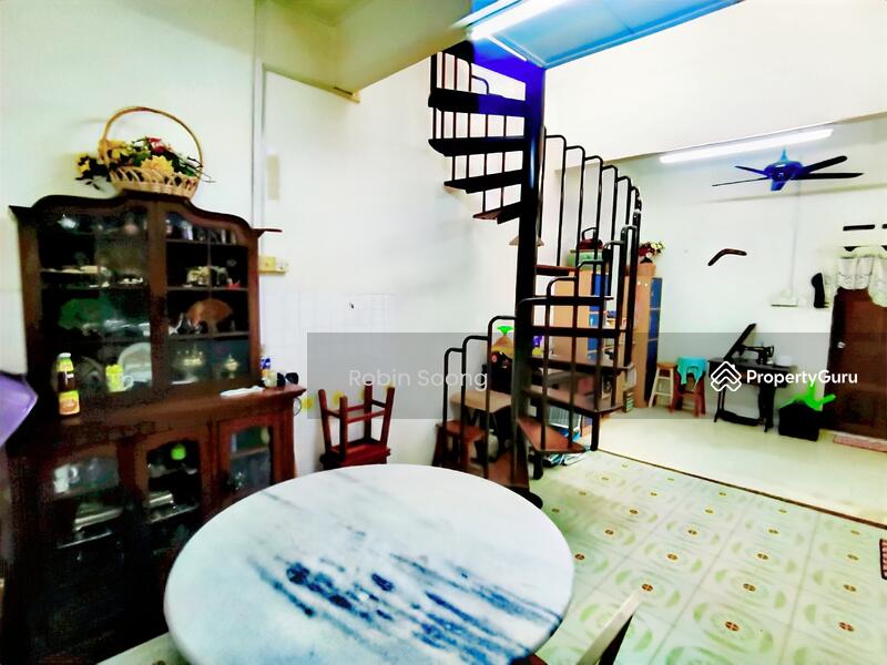1 Storey Terrace in Bukit Beruang untuk Untuk Dijual - RM 380,000, Mac 2026 - PropertyGuru.com.my