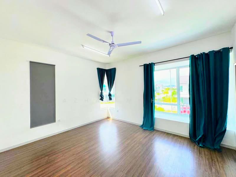 Rumah Teres 2 Tingkat untuk Dijual di Bandar Serenia (Dengkil) - Azhar Mohd - Interior - PropertyGuru.com.my
