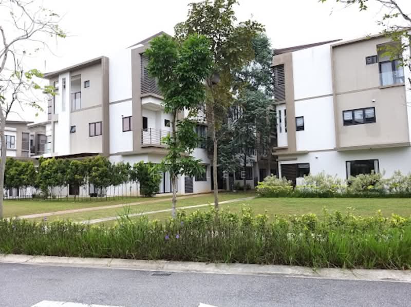 Rumah Bandar untuk Disewa di Puchong (Selangor) - HK Lee - Exterior - PropertyGuru.com.my