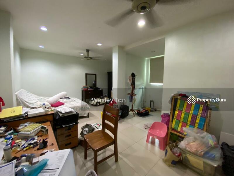 A very rare double storey corner house in Bukit Baru Taman Merak Mas