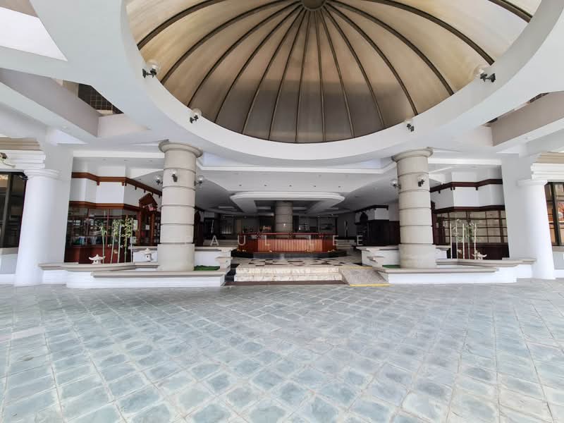 Kondominium untuk Disewa di Mutiara Villa - Paul Lee - Entrance - PropertyGuru.com.my