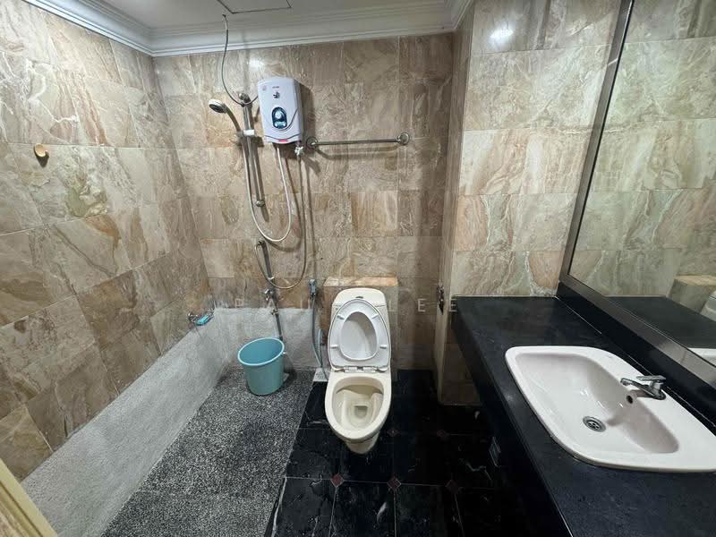 Condominium for Rent at Mutiara Villa - Paul Lee - Bathroom - PropertyGuru.com.my