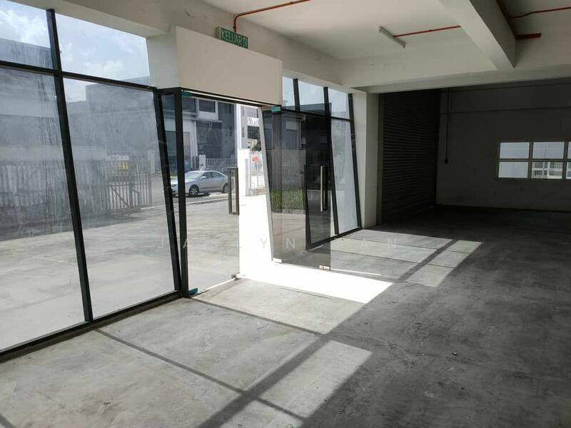 For Rent - Apex Industrial, Taman Cemerlang