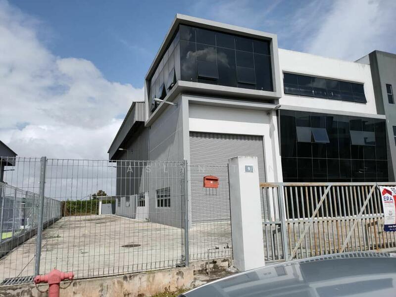 For Rent - Apex Industrial, Taman Cemerlang
