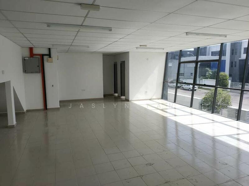 For Rent - Apex Industrial, Taman Cemerlang