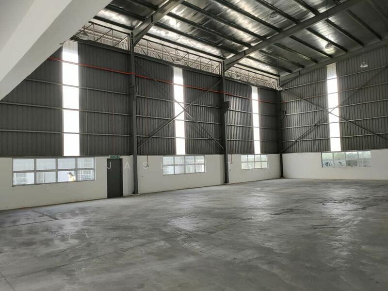 For Rent - Apex Industrial, Taman Cemerlang