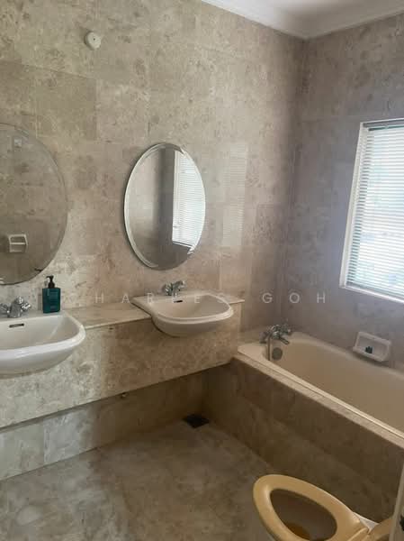 Townhouse for Sale in KL City Centre (Kuala Lumpur) - Charles Goh - Bathroom - PropertyGuru.com.my