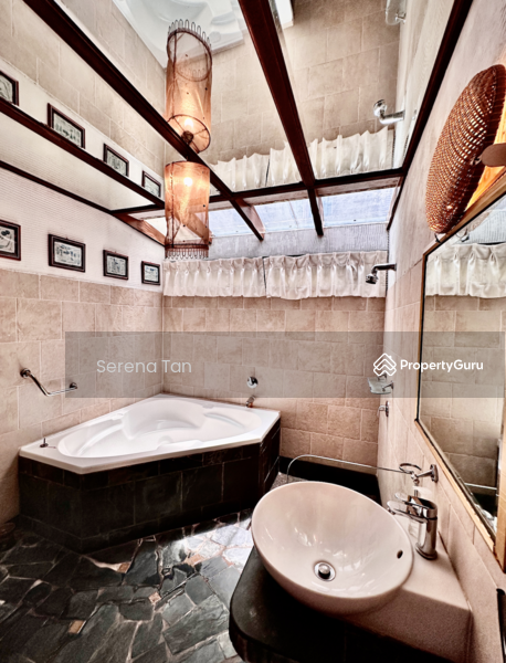 For Sale - Single-Storey Bungalow in Tanjung Bungah Park.