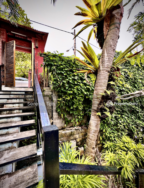 For Sale - Single-Storey Bungalow in Tanjung Bungah Park.