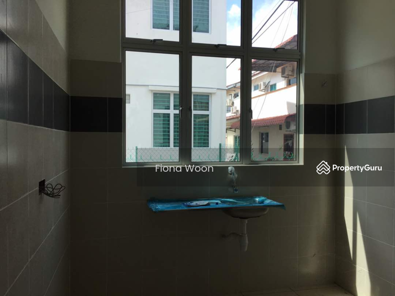 For Sale - Taman Merak Mas