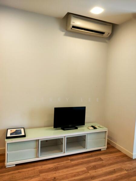 Untuk Disewa - Sixceylon