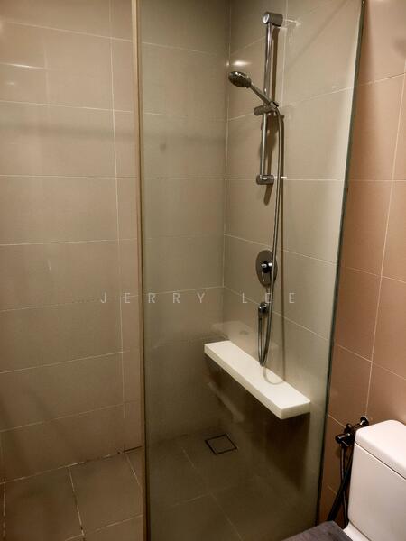 Untuk Disewa - Sixceylon