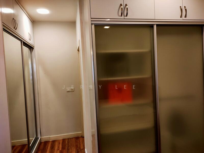 Untuk Disewa - Sixceylon