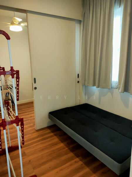 Untuk Disewa - Sixceylon