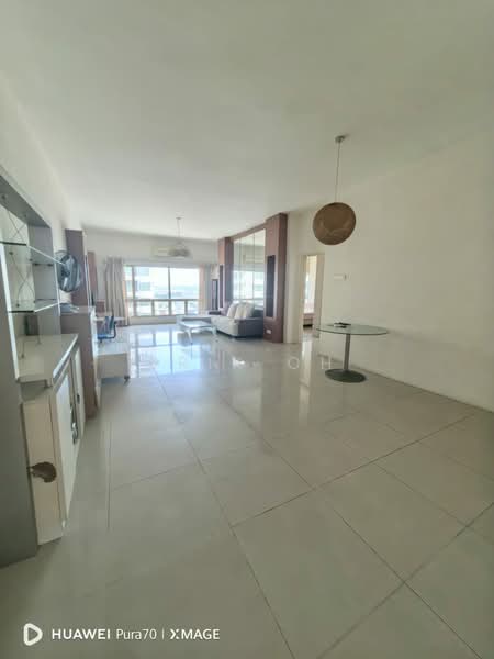 Kondominium untuk Dijual di East Lake Residence - Erik Oh - Living Room - PropertyGuru.com.my
